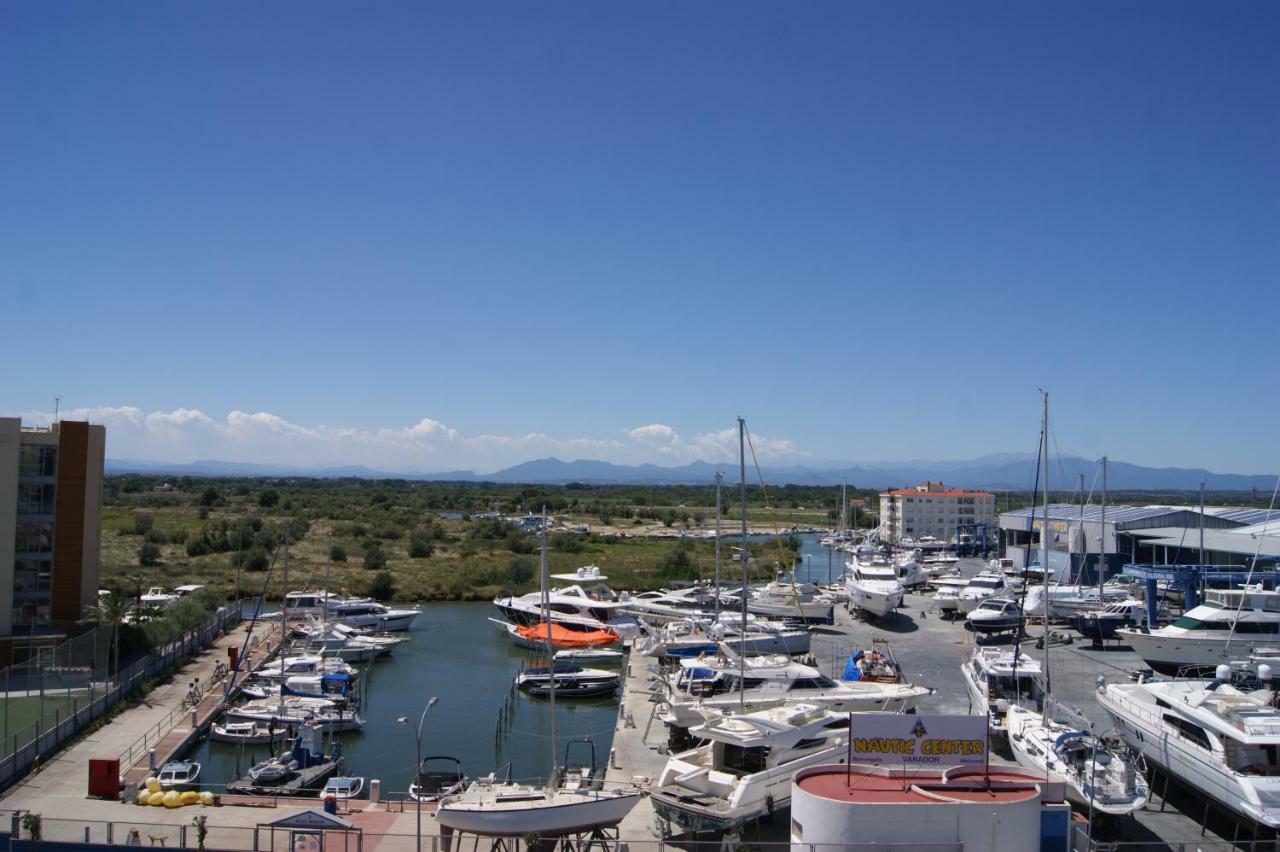 Holidays Penthouse Vues Panoramiques Sur Le Port Naval,Un Sejour Elegant Assure " Wifi Parquing Gratuit Roses Eksteriør billede