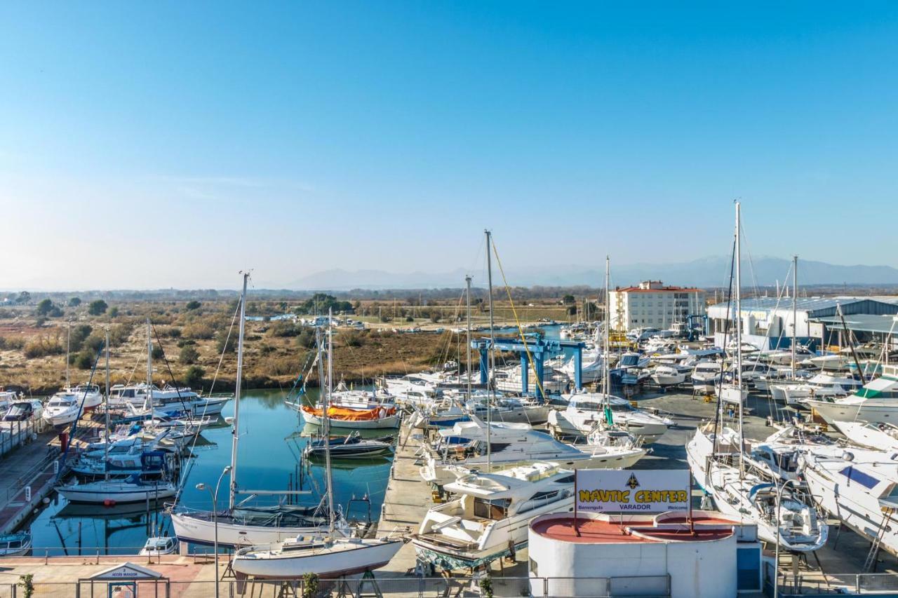 Holidays Penthouse Vues Panoramiques Sur Le Port Naval,Un Sejour Elegant Assure " Wifi Parquing Gratuit Roses Eksteriør billede