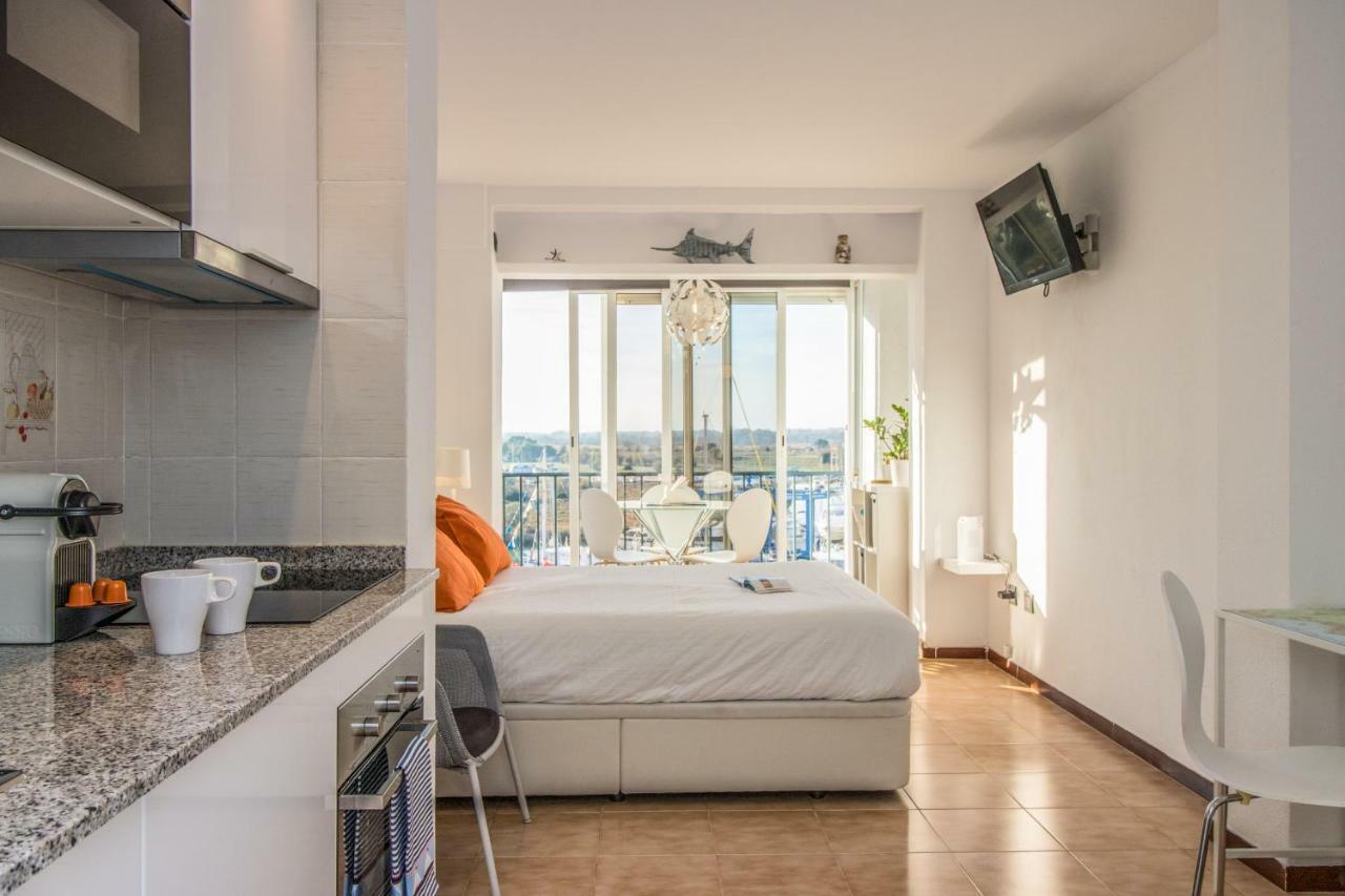 Holidays Penthouse Vues Panoramiques Sur Le Port Naval,Un Sejour Elegant Assure " Wifi Parquing Gratuit Roses Eksteriør billede